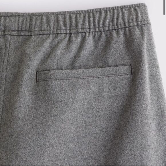 Abercrombie & Fitch Gray Dress Pants with Straight-Leg Cut Pull-On Baggy Trouser - Picture 2 of 14